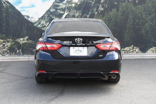 Certified 2018 Toyota Camry SE FWD image 10