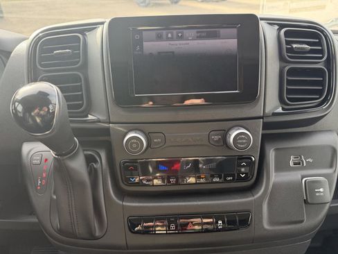 New 2026 RAM ProMaster 2500 w/ Convenience Group FWD image 9