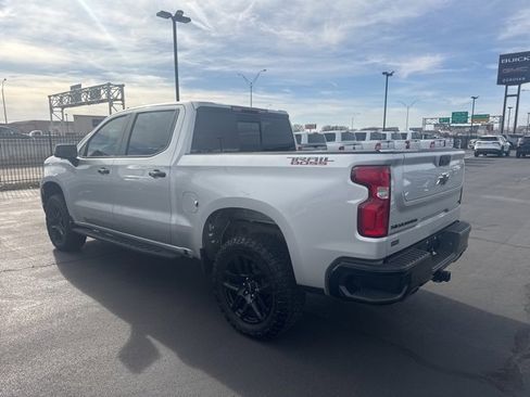Used 2022 Chevrolet Silverado 1500 LT Trail Boss w/ Convenience Package II image 5