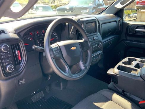 Used 2023 Chevrolet Silverado 1500 Custom image 12