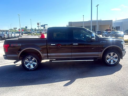 Used 2020 Ford F150 Lariat w/ Equipment Group 502A Luxury AWD/4WD image 6