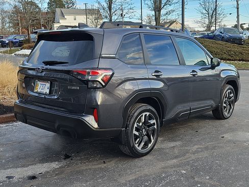 Certified 2025 Subaru Forester Premium image 2