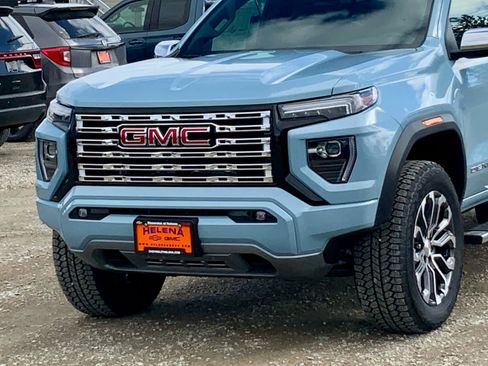 New 2026 GMC Canyon Denali image 9