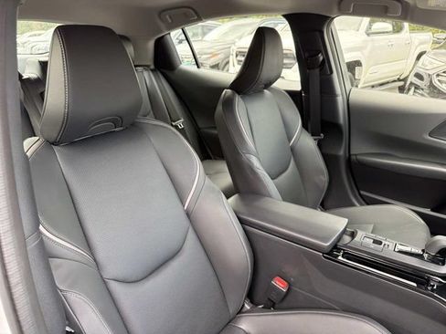 Certified 2026 Toyota Prius XLE FWD image 17