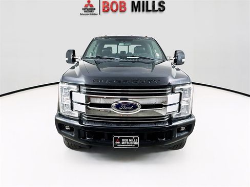 Used 2017 Ford F350 Lariat w/ Lariat Value Package image 2