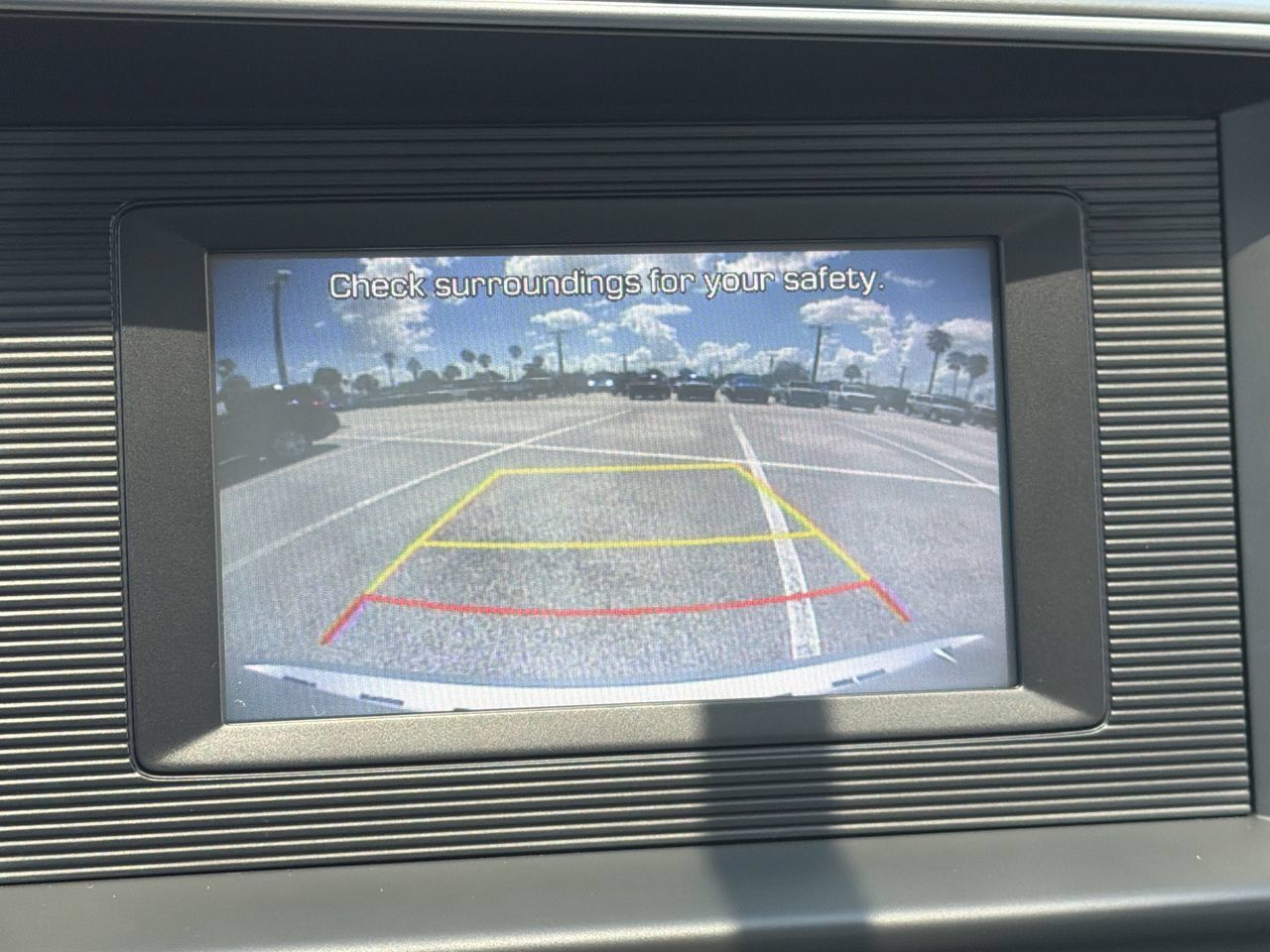 Used 2019 Hyundai Elantra SE FWD image 21