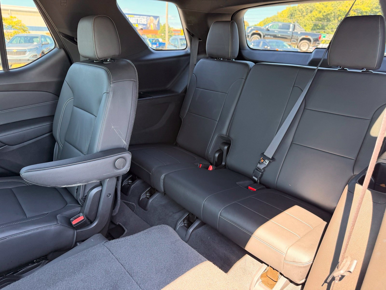 Used 2022 Chevrolet Traverse LT AWD/4WD image 22