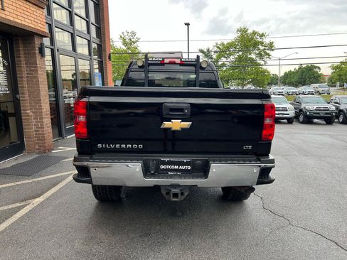 Used 2015 Chevrolet Silverado 2500 LTZ w/ LTZ Plus Package AWD/4WD image 9