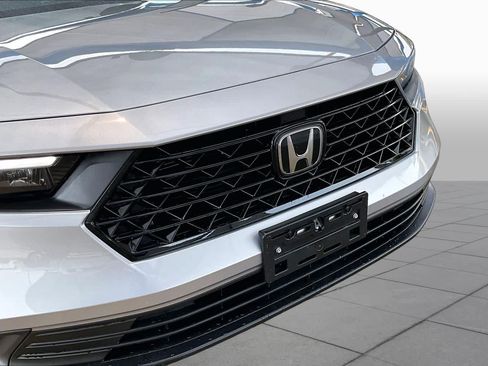 Used 2024 Honda Accord Sport image 30