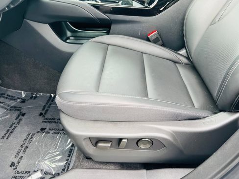 Used 2025 Buick Envision Preferred image 15