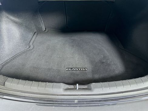 Used 2020 Hyundai Elantra Value Edition FWD image 27