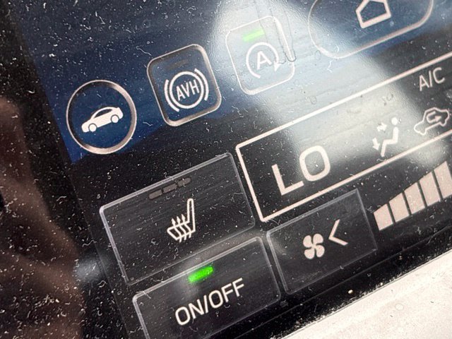 Used 2024 Subaru Legacy Premium AWD/4WD image 15