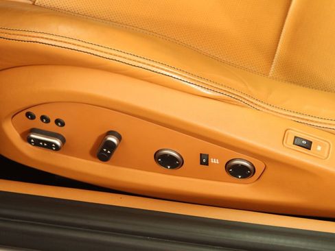 Used 2016 Ferrari FF image 73