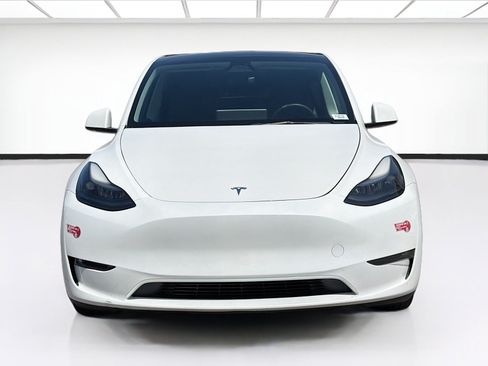 Used 2023 Tesla Model Y Performance AWD/4WD image 2