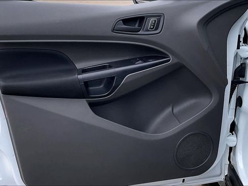 Used 2022 Ford Transit Connect XL image 17