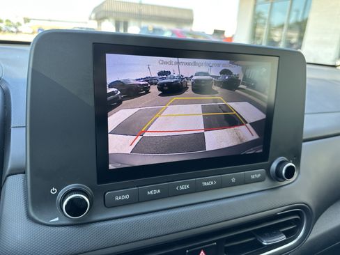 Used 2022 Hyundai Kona SEL w/ Convenience Package FWD image 18