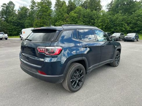 New 2026 Jeep Compass Latitude AWD/4WD image 5