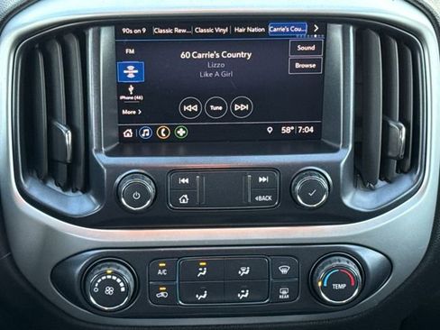 Used 2019 Chevrolet Colorado LT w/ LT Convenience Package RWD image 13