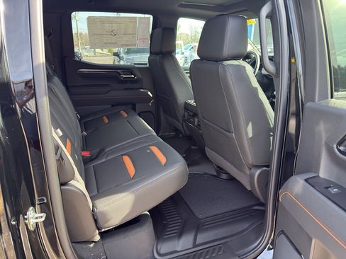 New 2026 GMC Sierra 1500 AT4 w/ AT4 Premium Package image 17