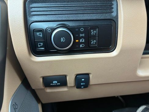 Used 2026 Ford F350 Lariat AWD/4WD image 27