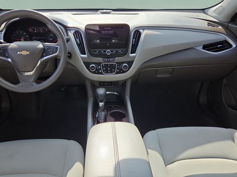 Used 2024 Chevrolet Malibu LT FWD image 12