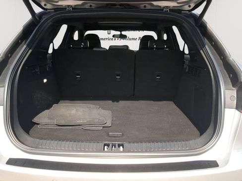 Used 2018 Lincoln MKX Reserve w/ Cargo Accessories Package FWD image 23