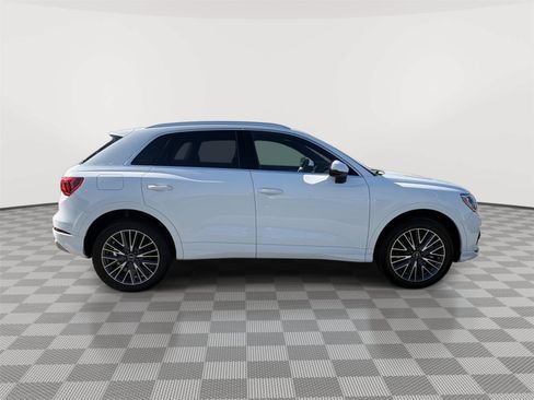 Used 2021 Audi Q3 2.0T Premium AWD/4WD image 6