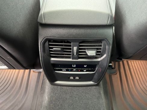 Used 2021 BMW 330i Sedan w/ Convenience Package image 16