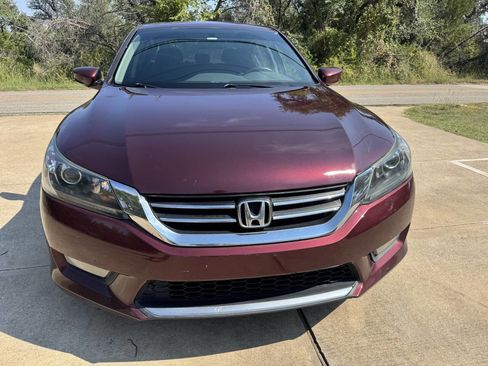 Used 2015 Honda Accord Sport image 4