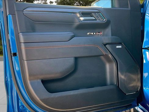 Used 2022 GMC Sierra 1500 AT4 image 23