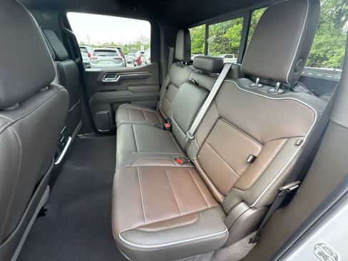 New 2026 GMC Sierra 1500 Denali w/ Denali Reserve Package AWD/4WD image 25