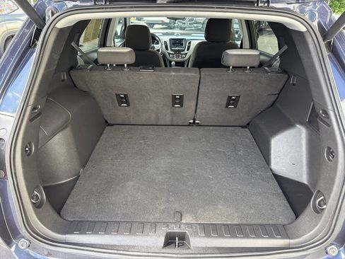 Used 2019 Chevrolet Equinox LT FWD image 11