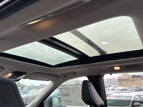 New 2026 INFINITI QX60 Luxe w/ Family Package image 21