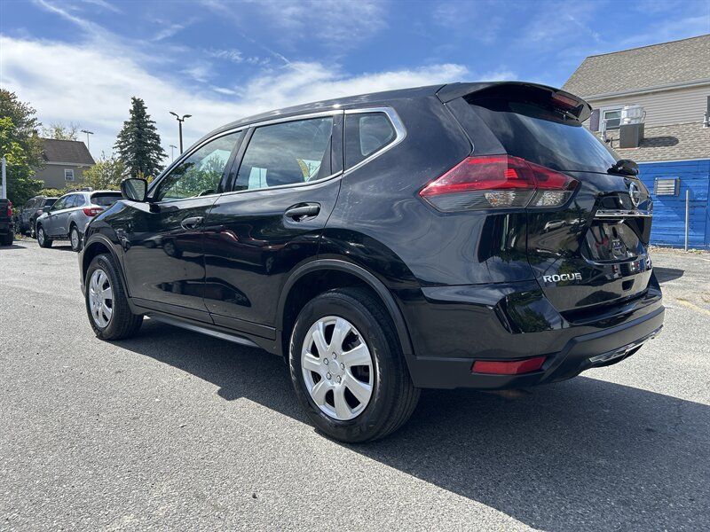 Used 2020 Nissan Rogue S AWD/4WD image 6