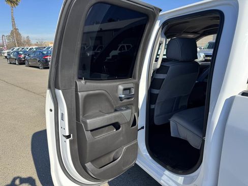 Used 2018 Chevrolet Silverado 1500 LT w/ All Star Edition image 18