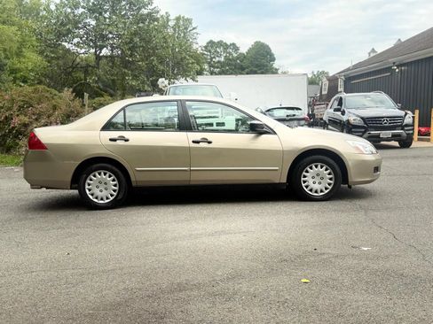 Used 2007 Honda Accord VP image 9