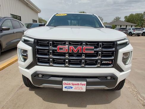 Used 2024 GMC Canyon AT4 w/ AT4 Premium Package AWD/4WD image 2