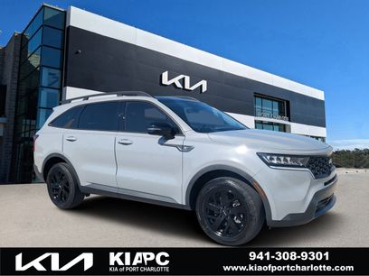 Used 2023 Kia Sorento S w/ Panoramic Sunroof Package