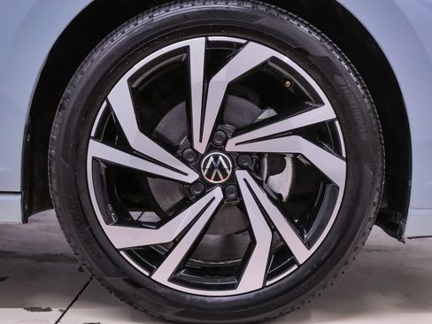 Used 2025 Volkswagen Jetta SEL image 28