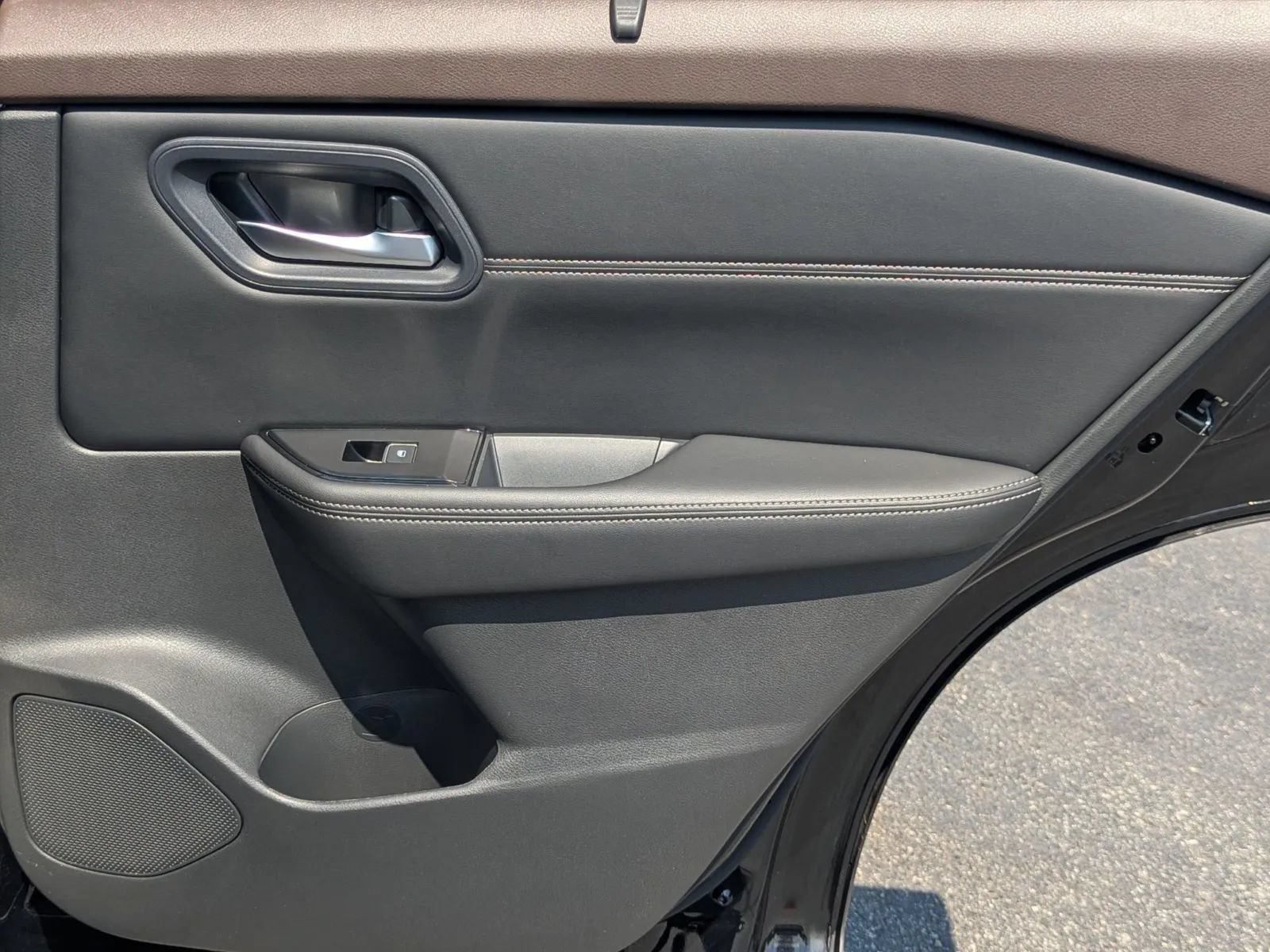 Certified 2023 Nissan Rogue SL w/ SL Premium Package FWD image 15