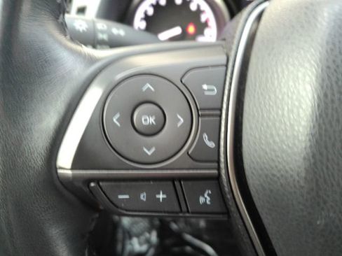 Used 2022 Toyota Camry SE image 35