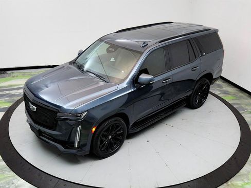 Used 2021 Cadillac Escalade Sport w/ LPO, ONYX Package AWD/4WD image 32