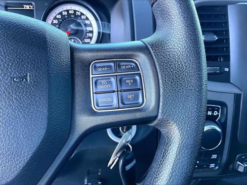 Used 2015 RAM 1500 Express AWD/4WD image 22