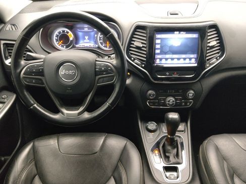 Used 2020 Jeep Cherokee Limited image 22