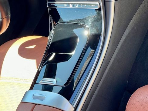 Certified 2022 Mercedes-Benz C 300 4MATIC Sedan image 23