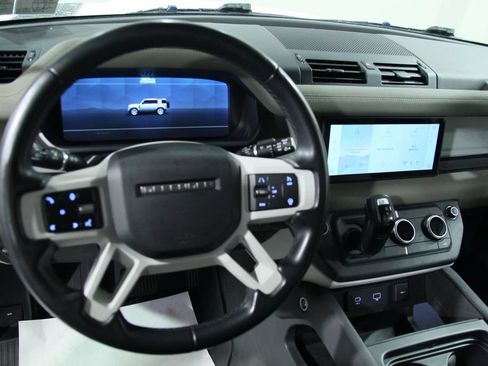 Used 2023 Land Rover Defender 110 S AWD/4WD image 17