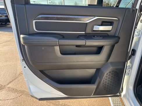 Used 2024 RAM 2500 Lone Star image 17