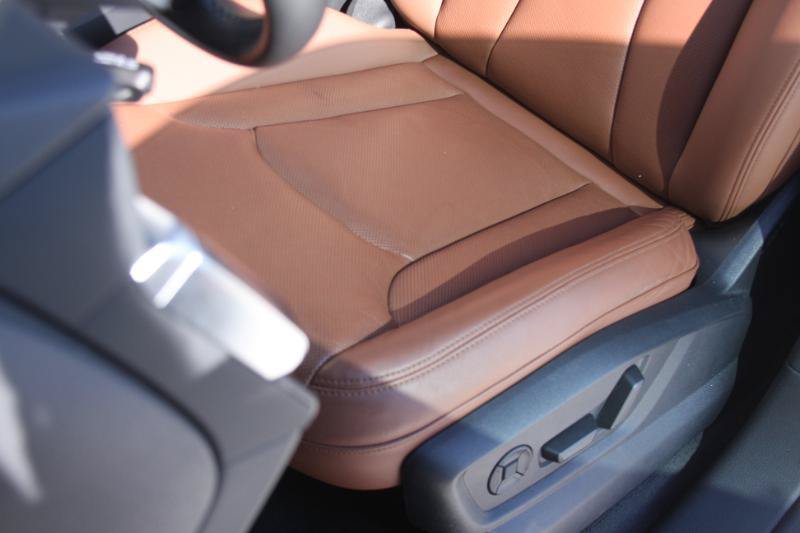 Used 2022 Audi Q8 Premium Plus w/ Premium Plus Package AWD/4WD image 29