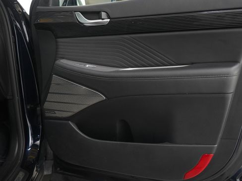 Used 2024 Hyundai Palisade Calligraphy image 9