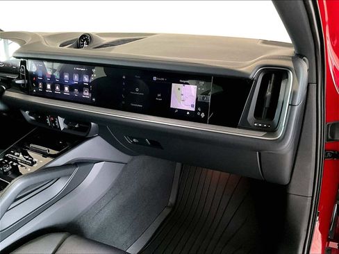 New 2026 Porsche Cayenne Coupe AWD/4WD image 22